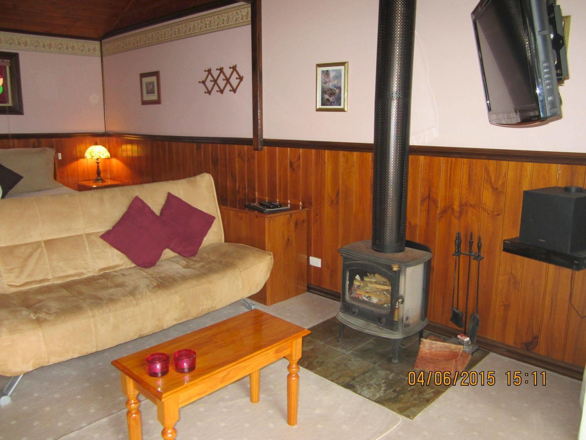 Howqua Willowlake Cottages المظهر الخارجي الصورة