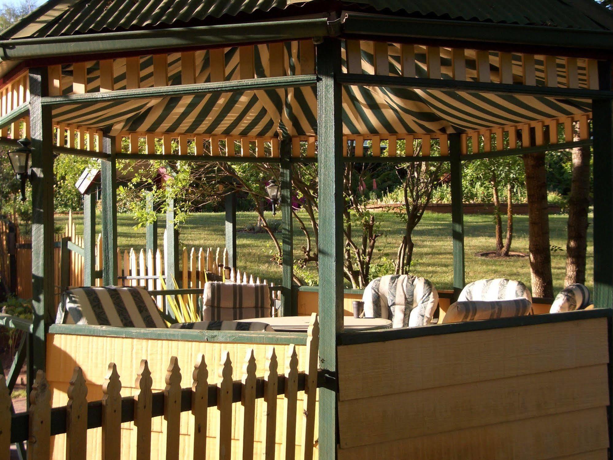 Howqua Willowlake Cottages المظهر الخارجي الصورة